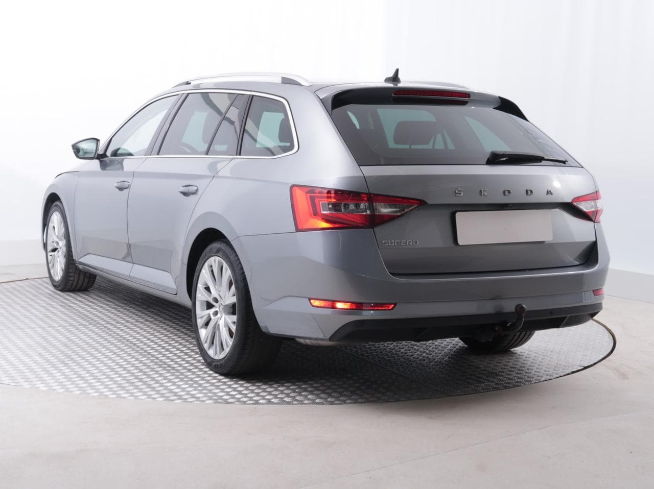 2020 Škoda SUPERB - 5