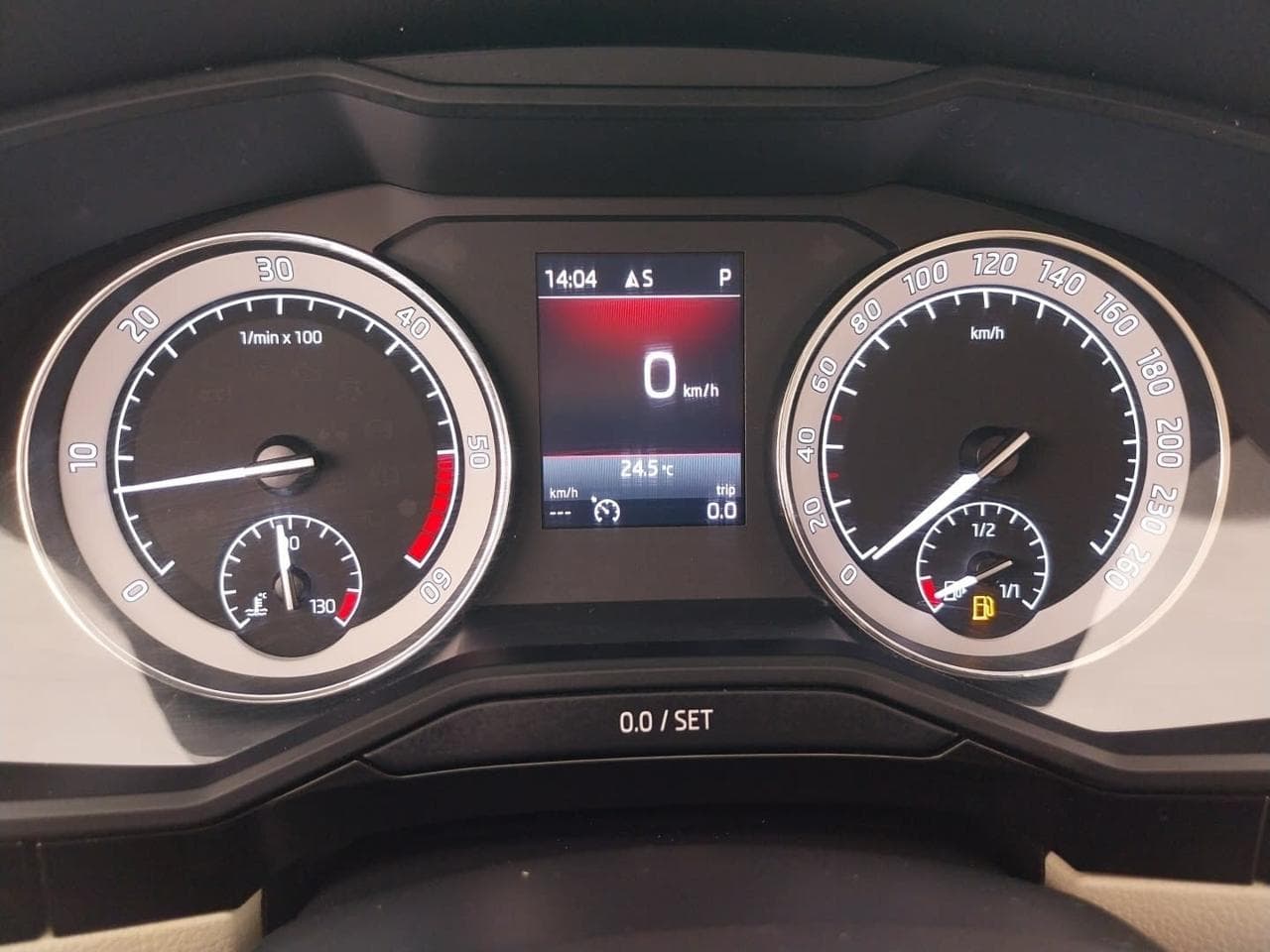 2018 Škoda SUPERB - 17