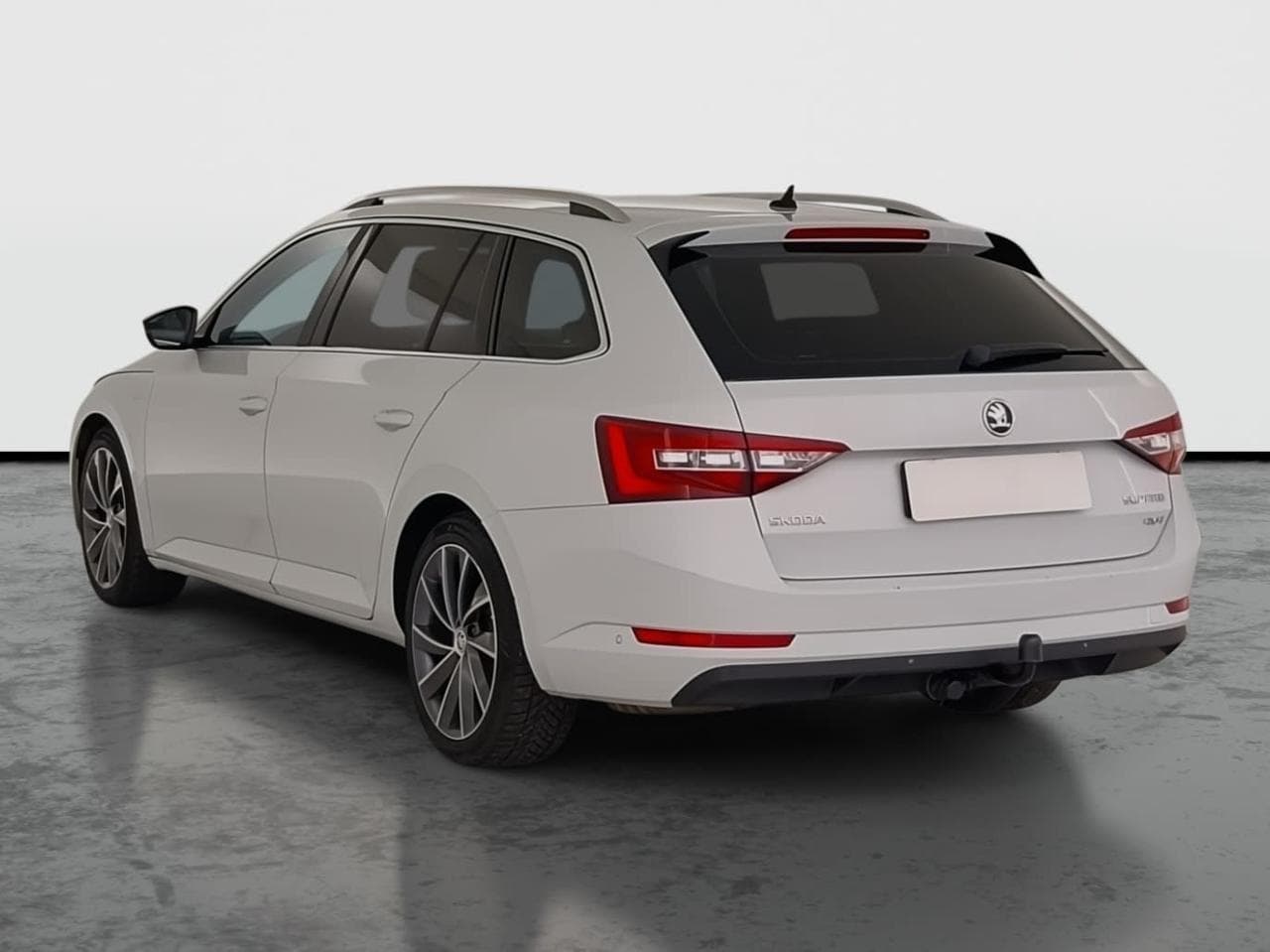2018 Škoda SUPERB - 5