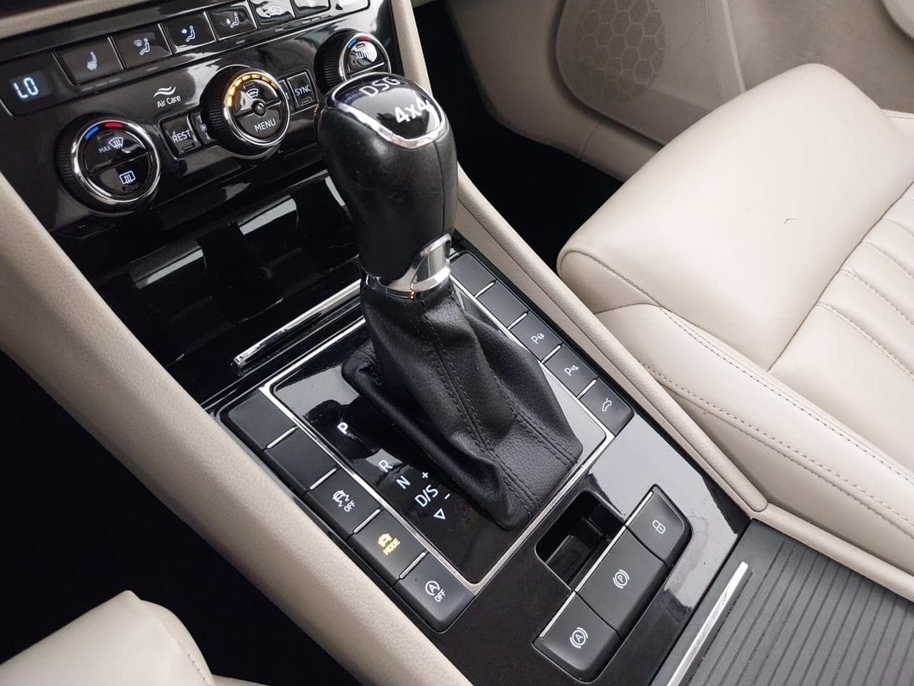2018 Škoda SUPERB - 19