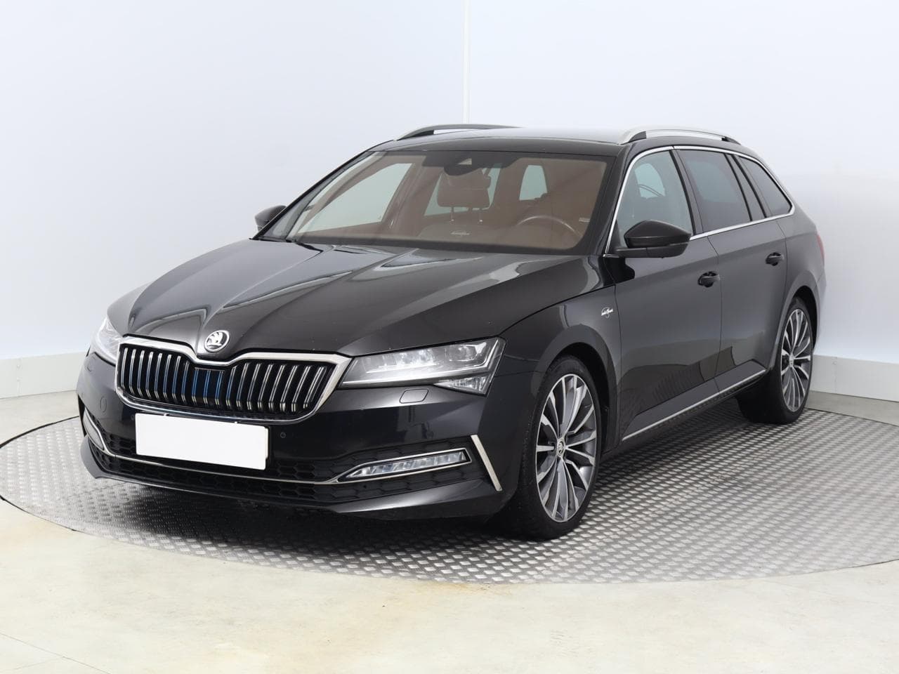 2021 Škoda SUPERB - 3