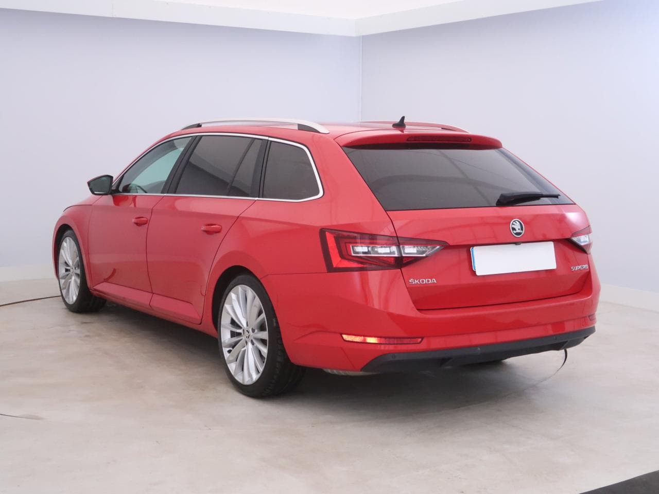 2016 Škoda SUPERB - 5