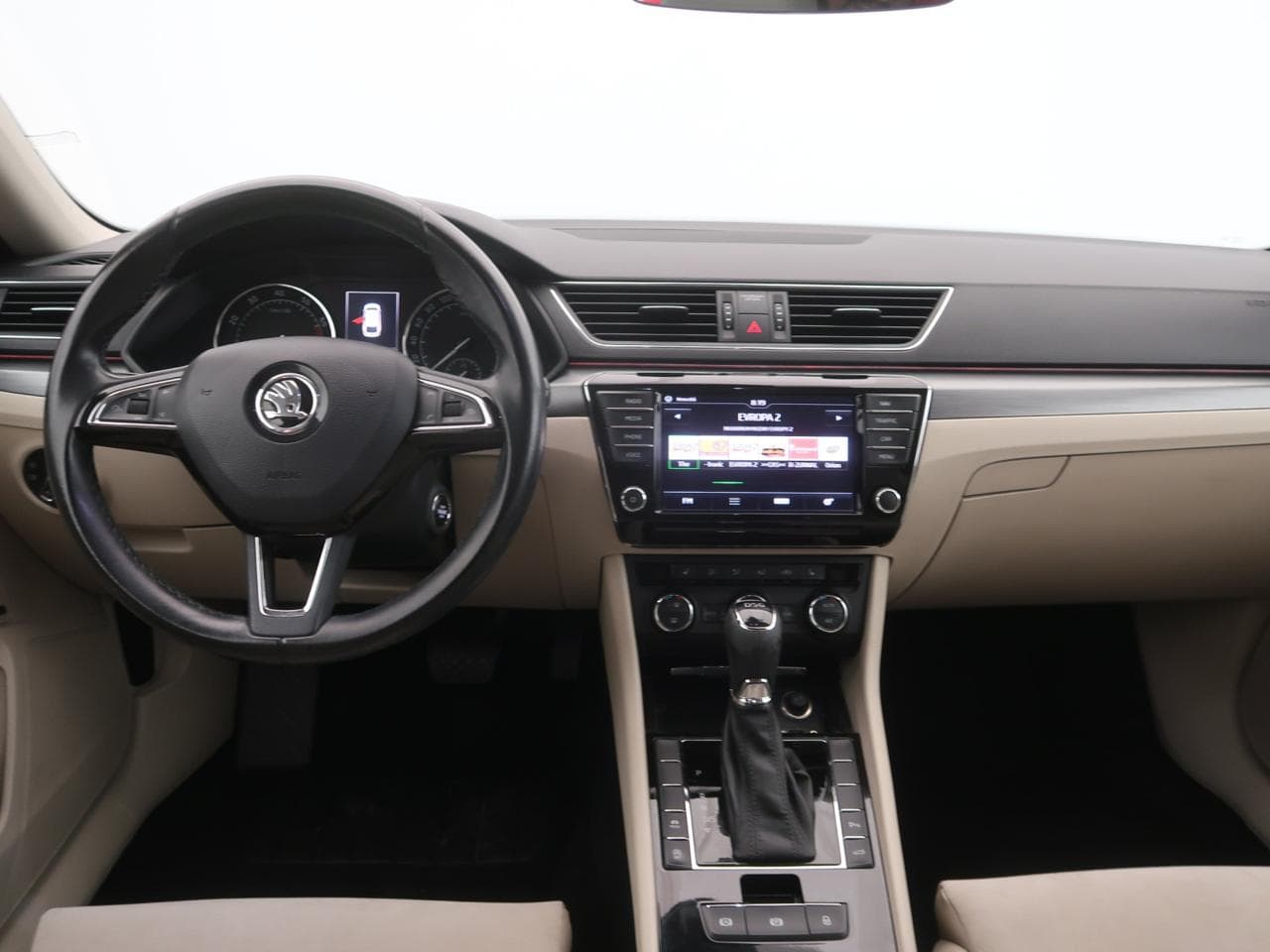 2016 Škoda SUPERB - 9