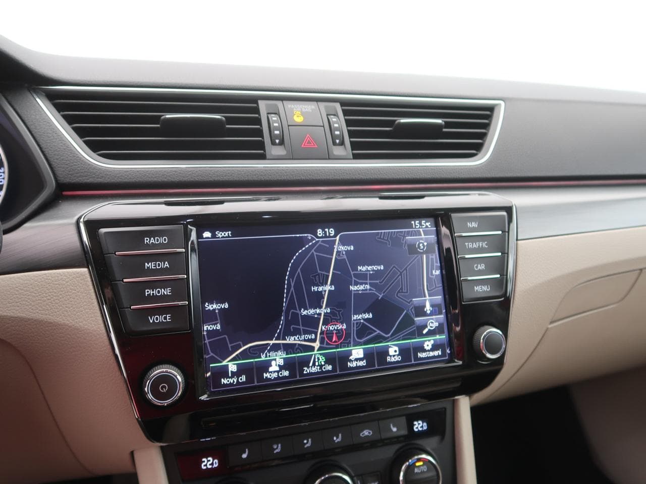 2016 Škoda SUPERB - 20