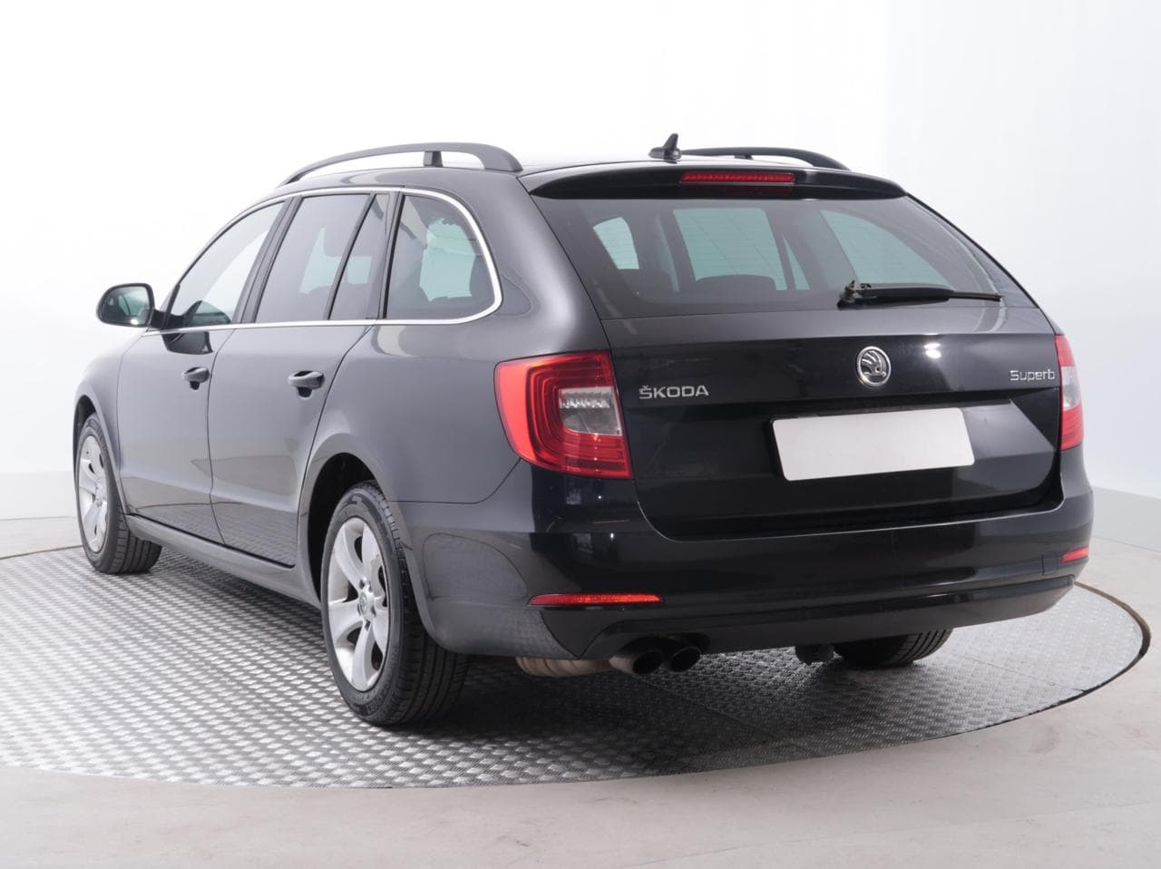 2014 Škoda SUPERB - 7
