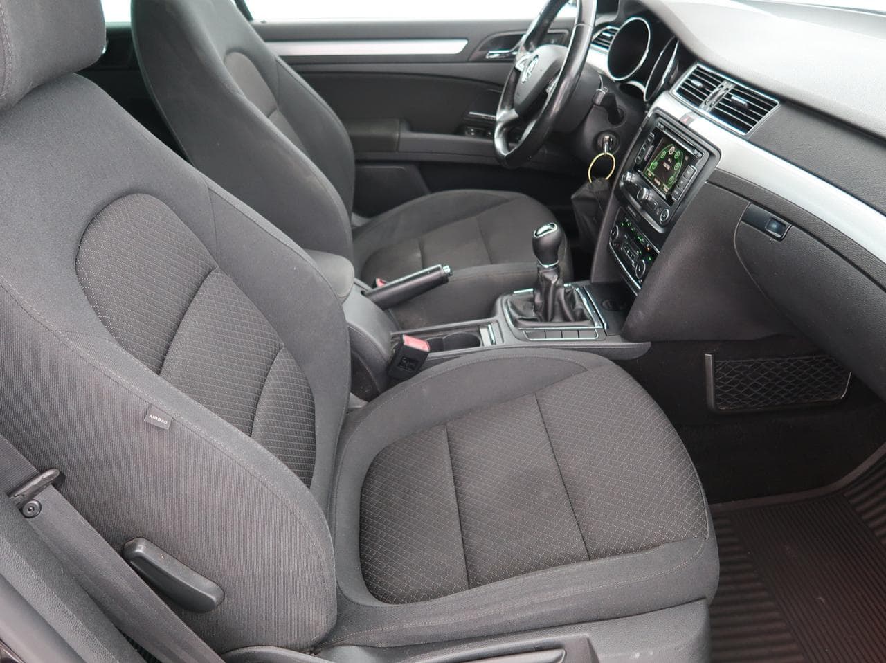 2014 Škoda SUPERB - 12
