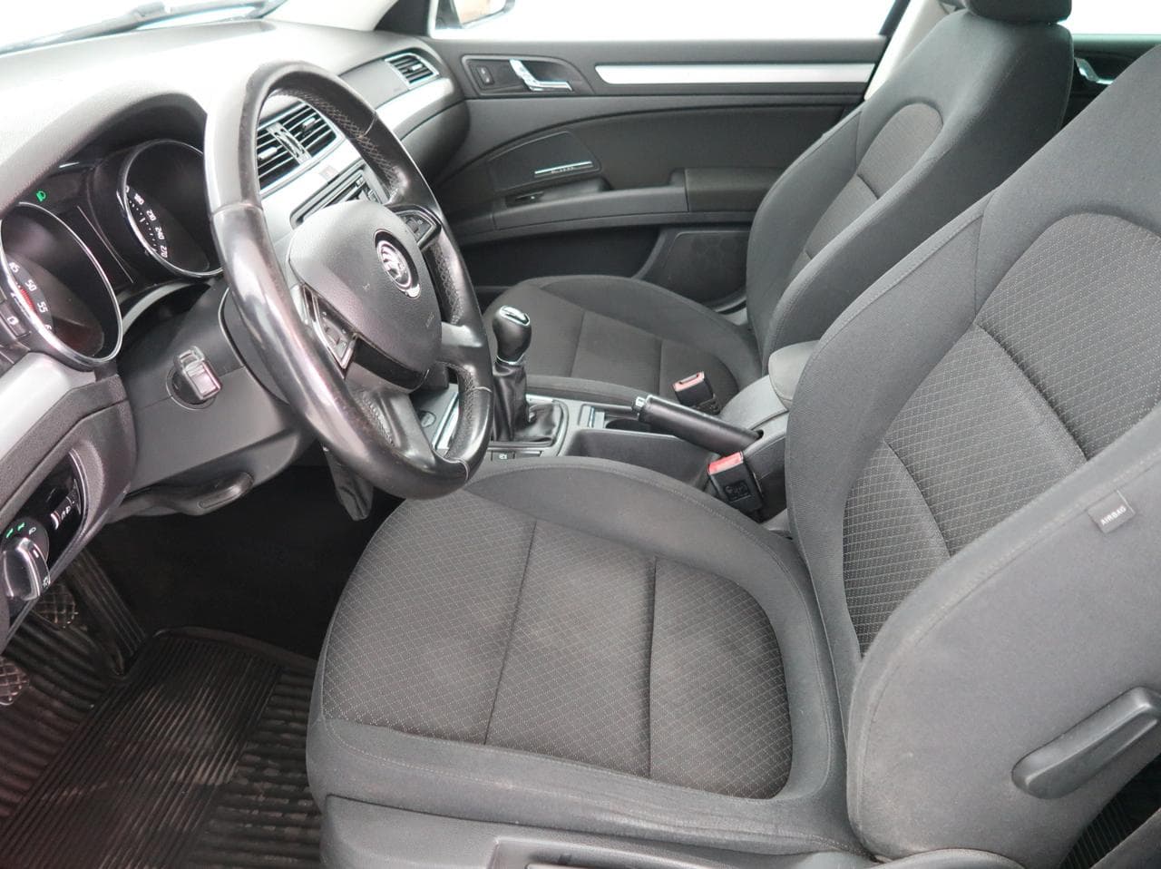 2014 Škoda SUPERB - 16
