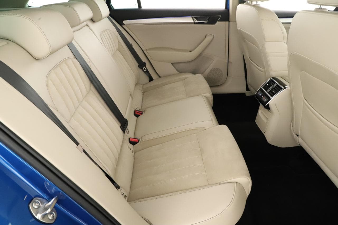 2022 Škoda SUPERB - 11
