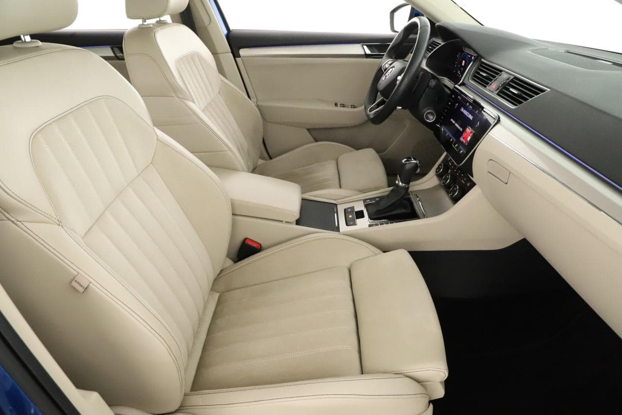 2022 Škoda SUPERB - 10
