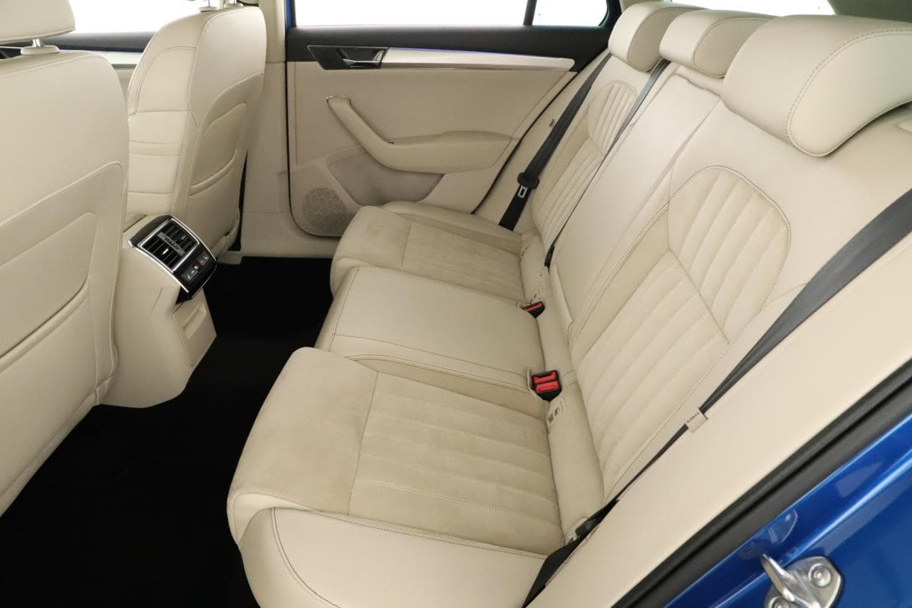 2022 Škoda SUPERB - 12