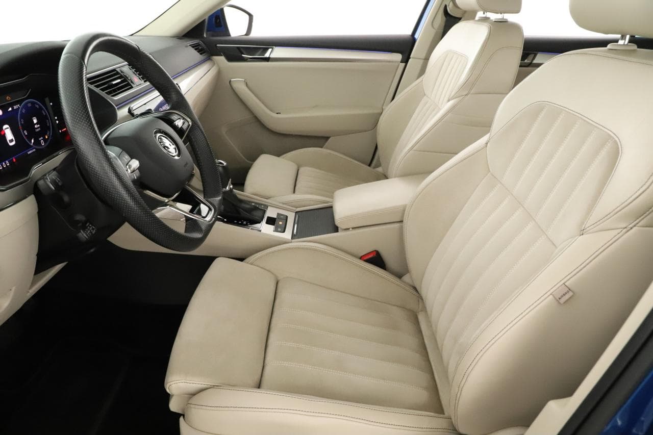 2022 Škoda SUPERB - 13