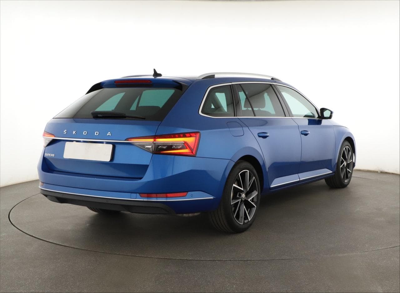 2022 Škoda SUPERB - 7