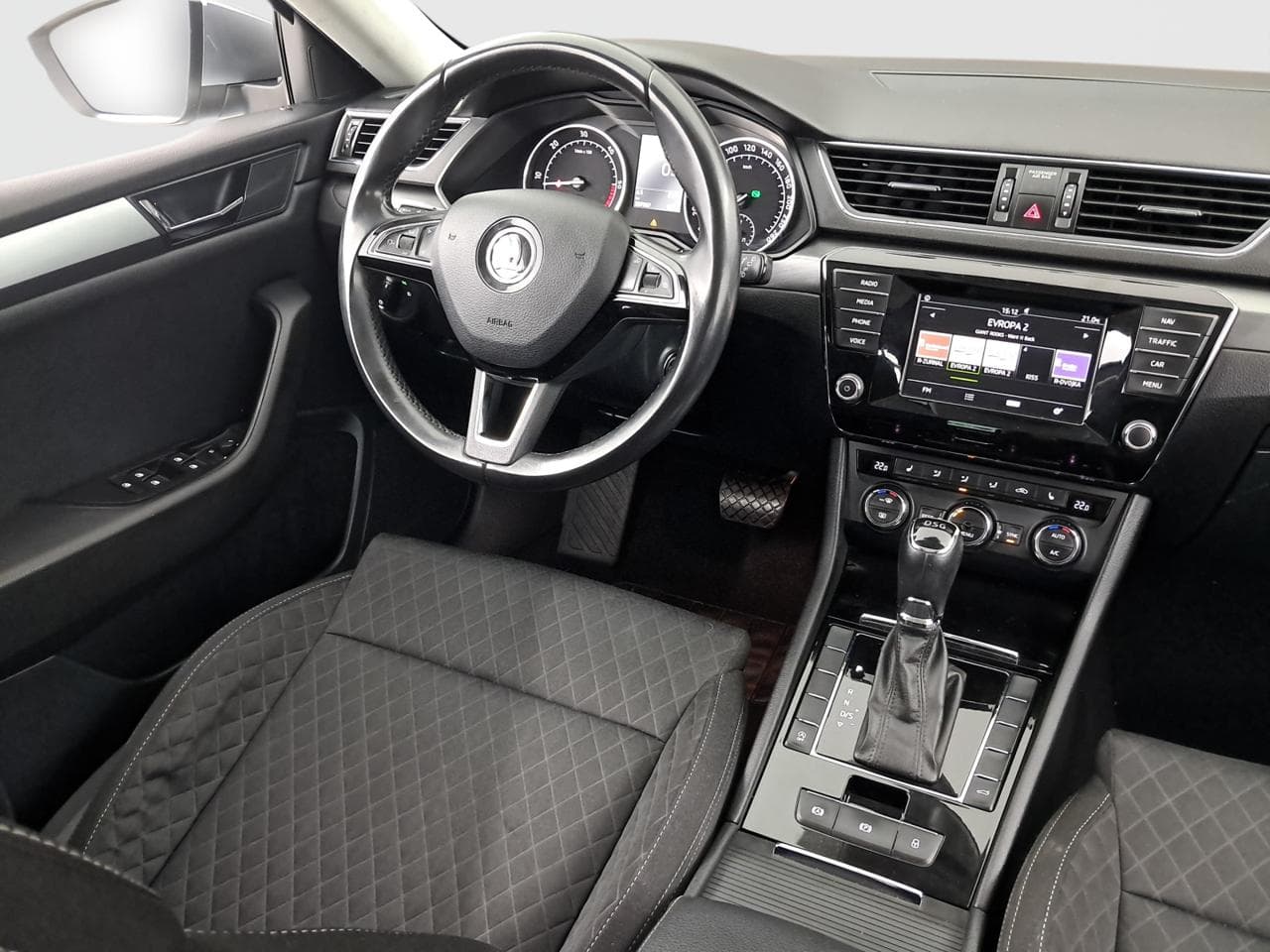 2016 Škoda SUPERB - 9