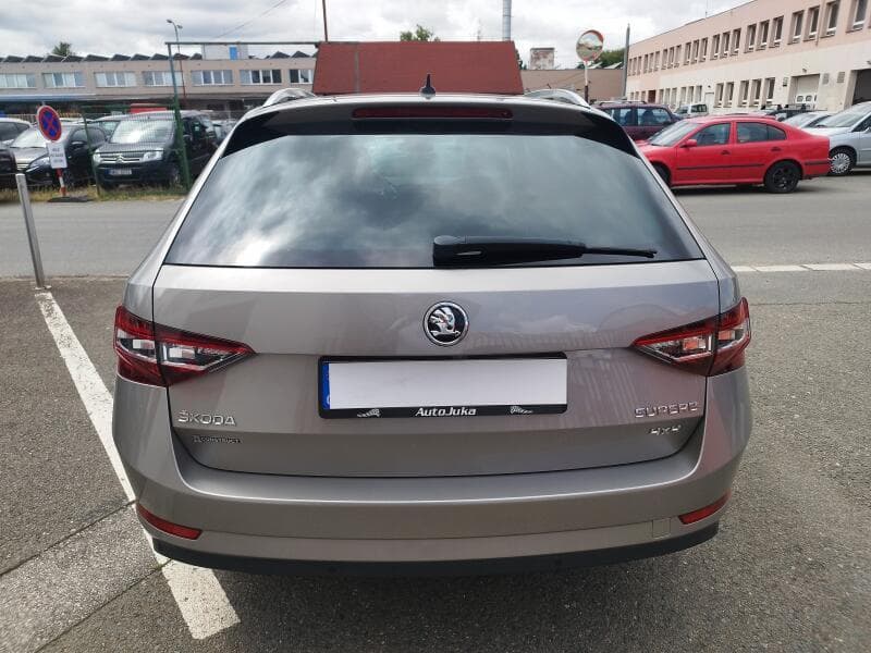 2016 Škoda SUPERB - 5