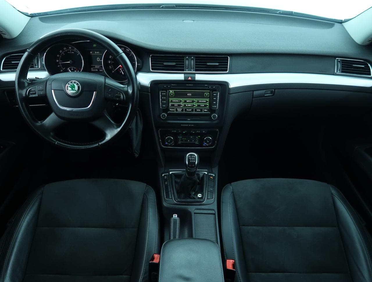 2011 Škoda SUPERB - 10