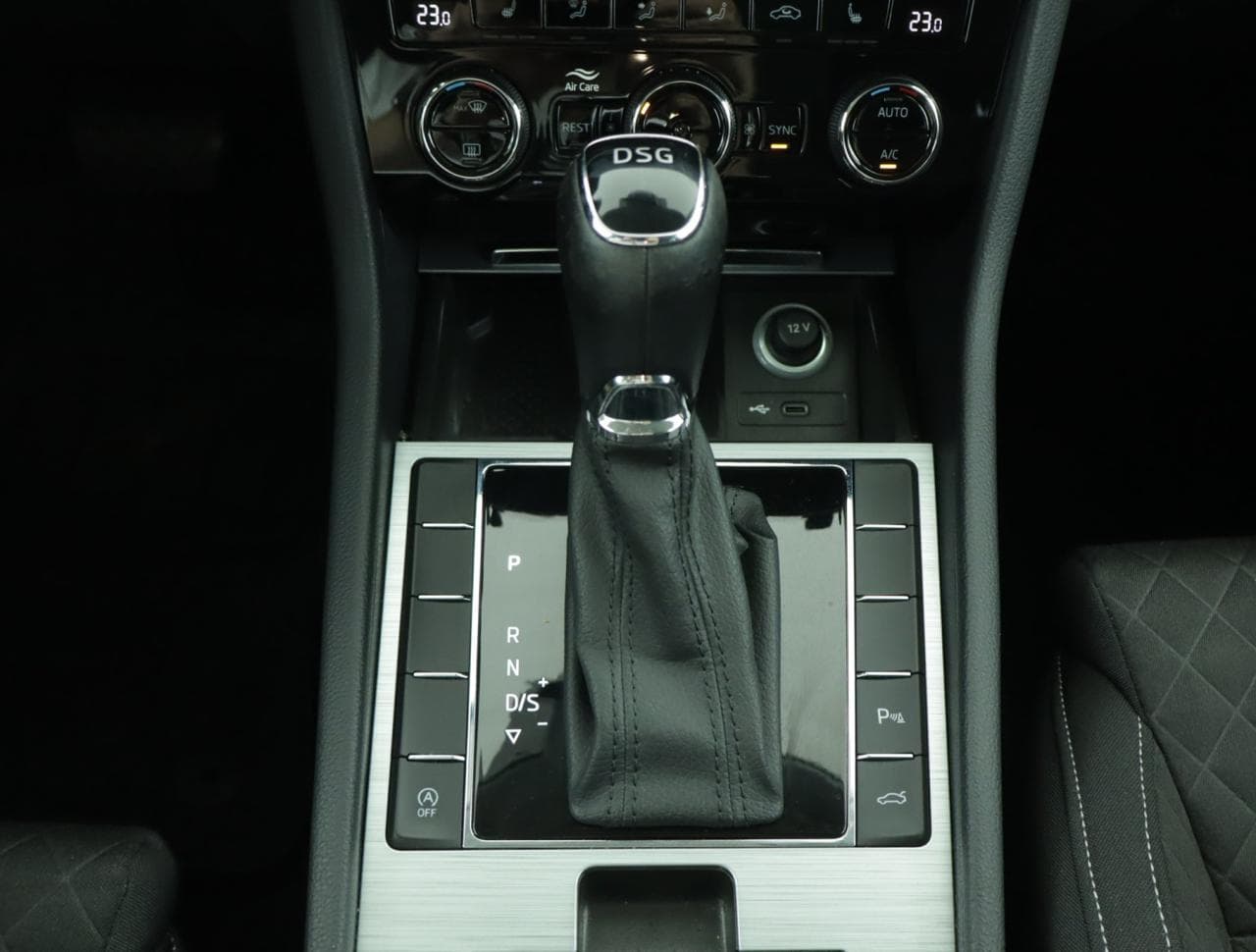 2021 Škoda SUPERB - 19