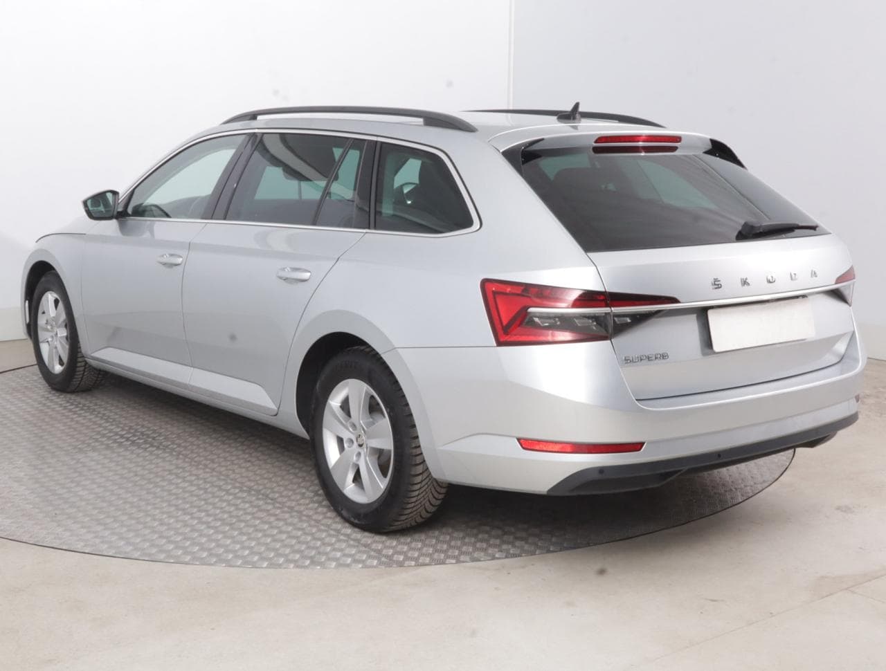 2021 Škoda SUPERB - 5