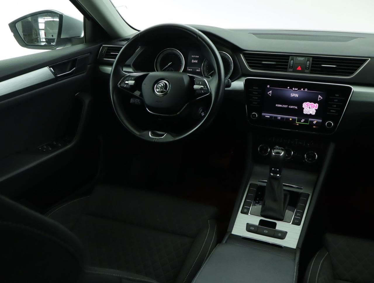 2021 Škoda SUPERB - 9