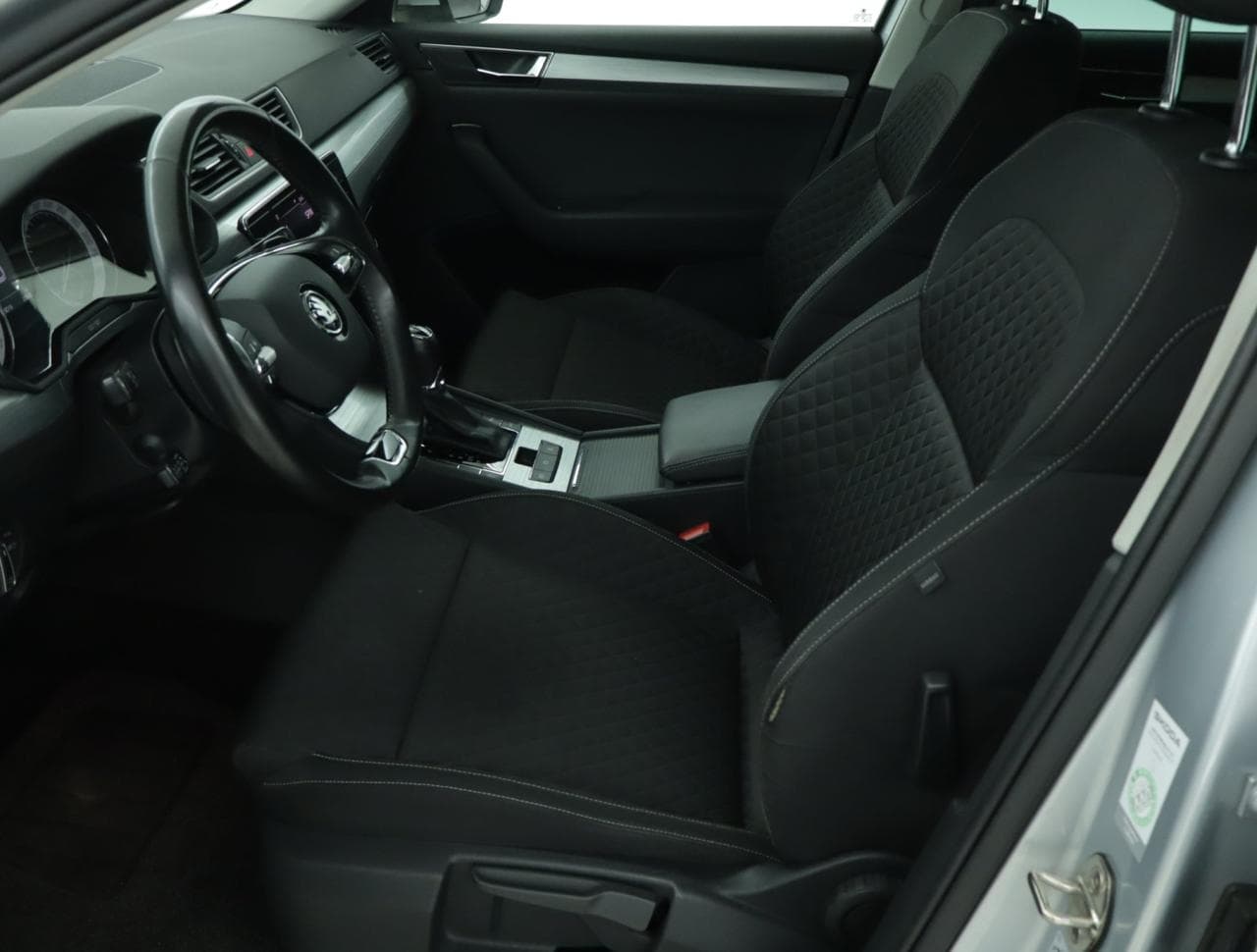 2021 Škoda SUPERB - 16
