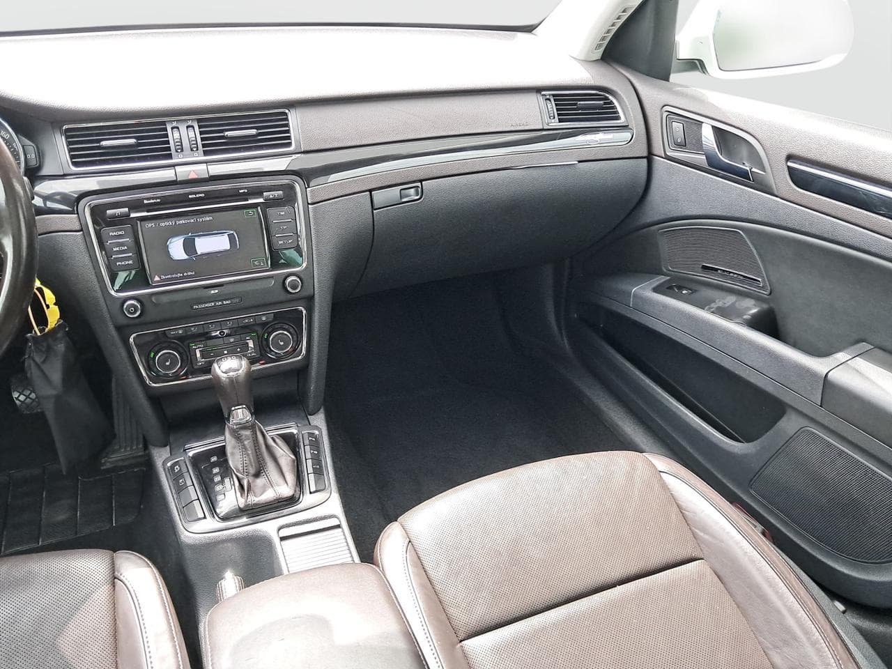 2013 Škoda SUPERB - 9