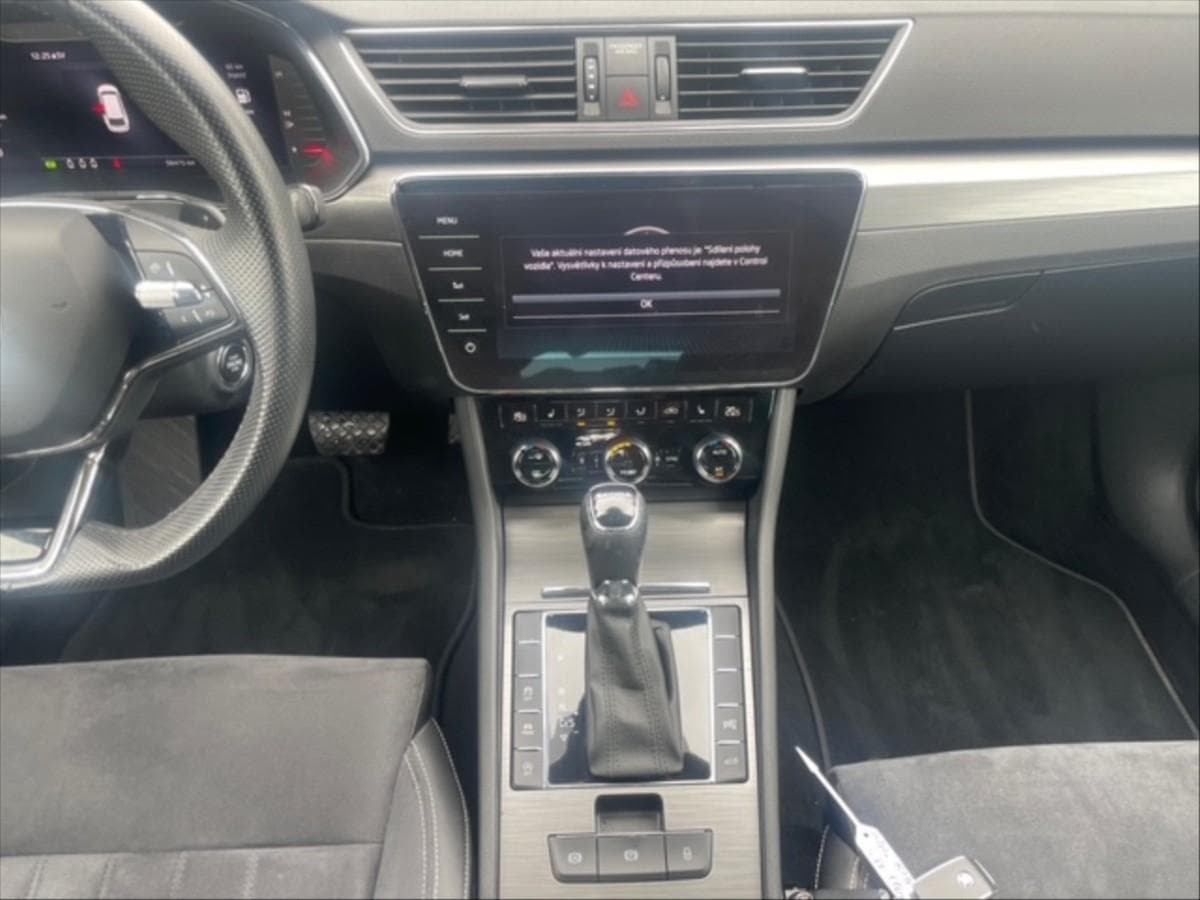 2022 Škoda SUPERB - 10