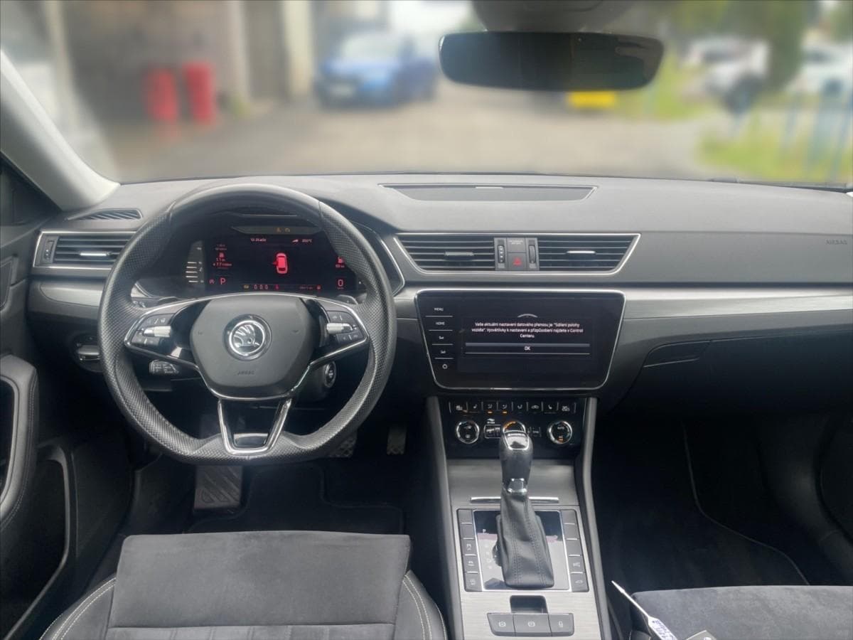 2022 Škoda SUPERB - 9