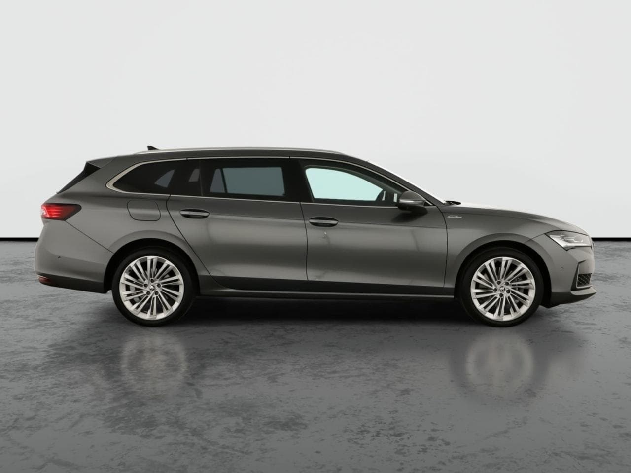 2025 Škoda SUPERB - 8