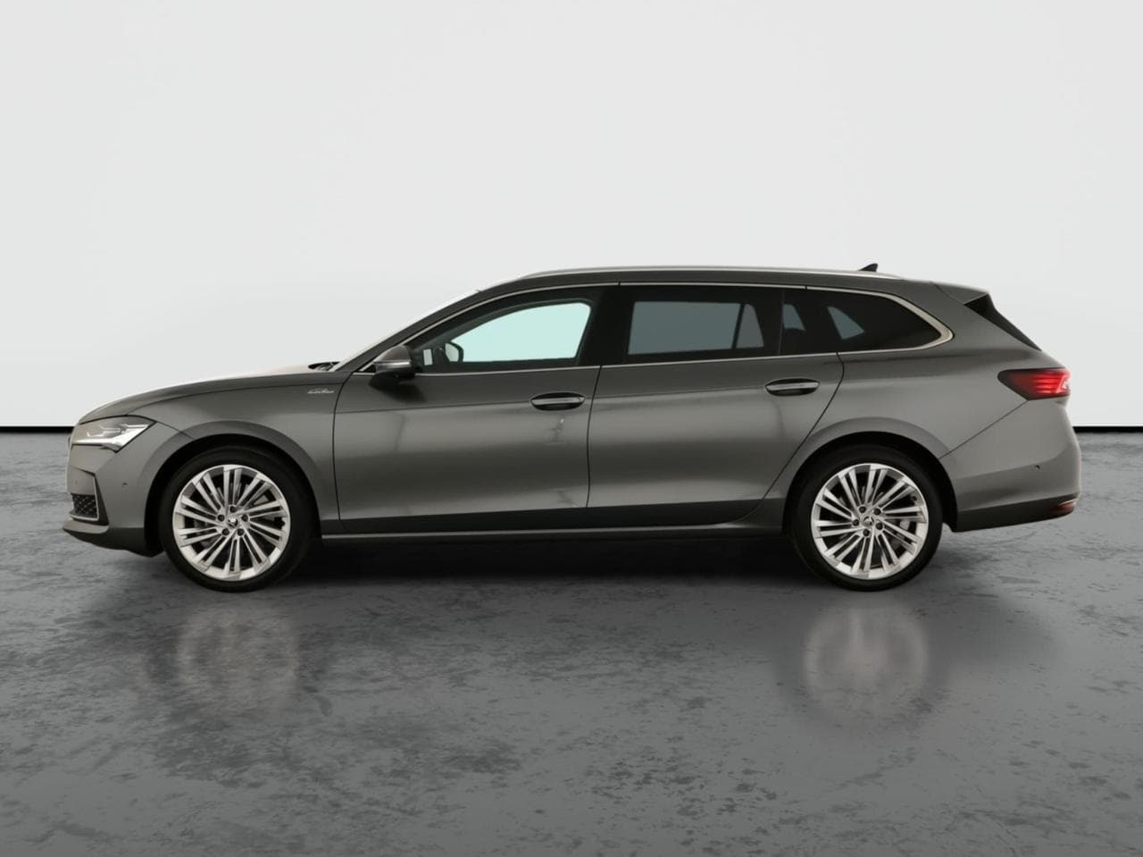 2025 Škoda SUPERB - 4