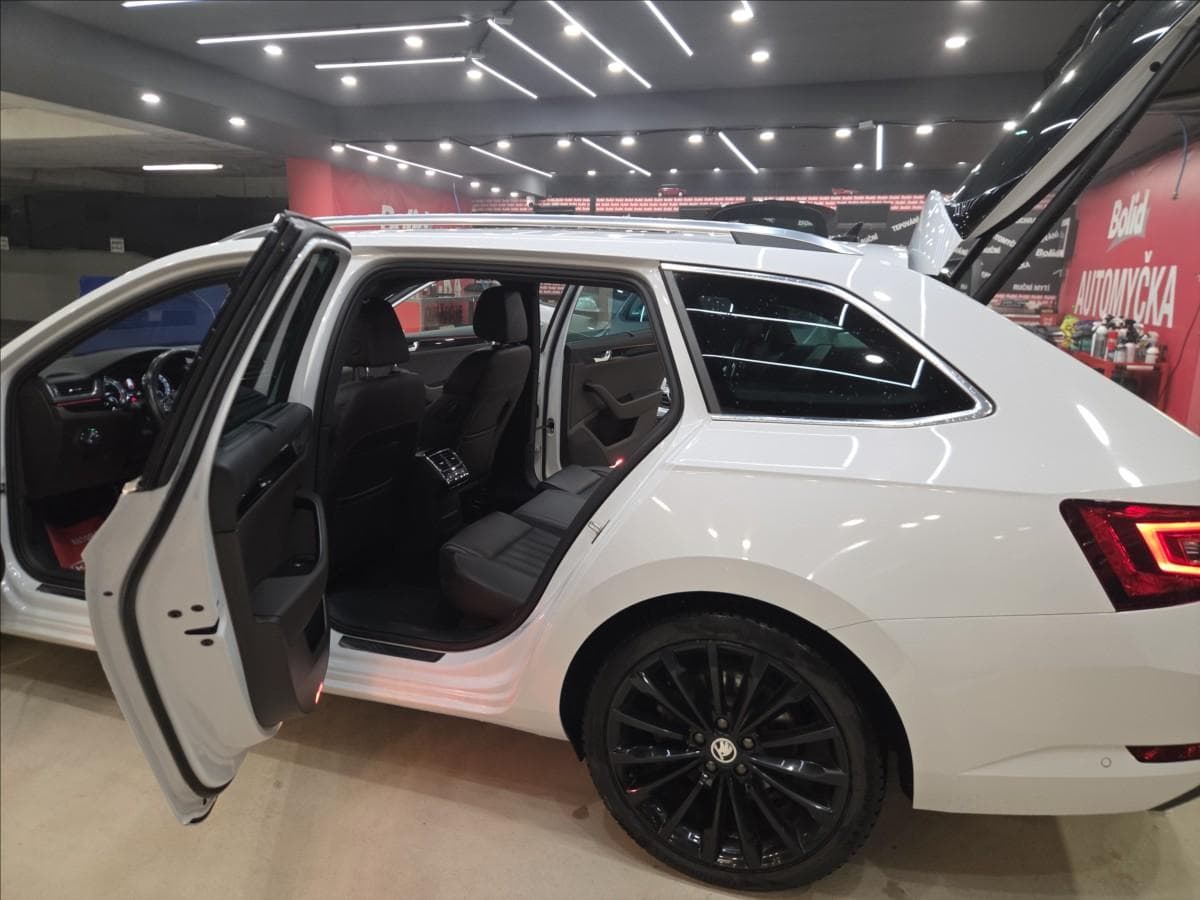 2017 Škoda SUPERB - 16