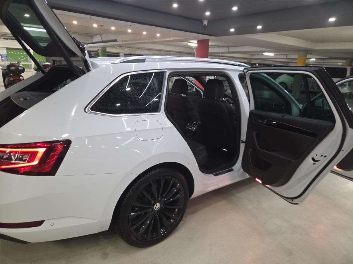 2017 Škoda SUPERB - 14