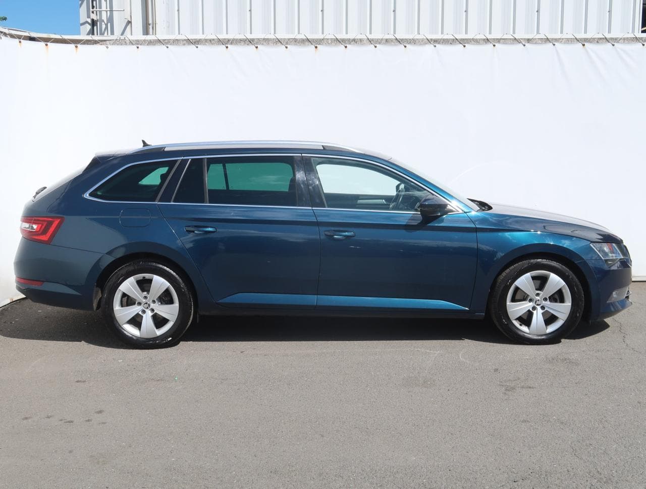 2019 Škoda SUPERB - 8