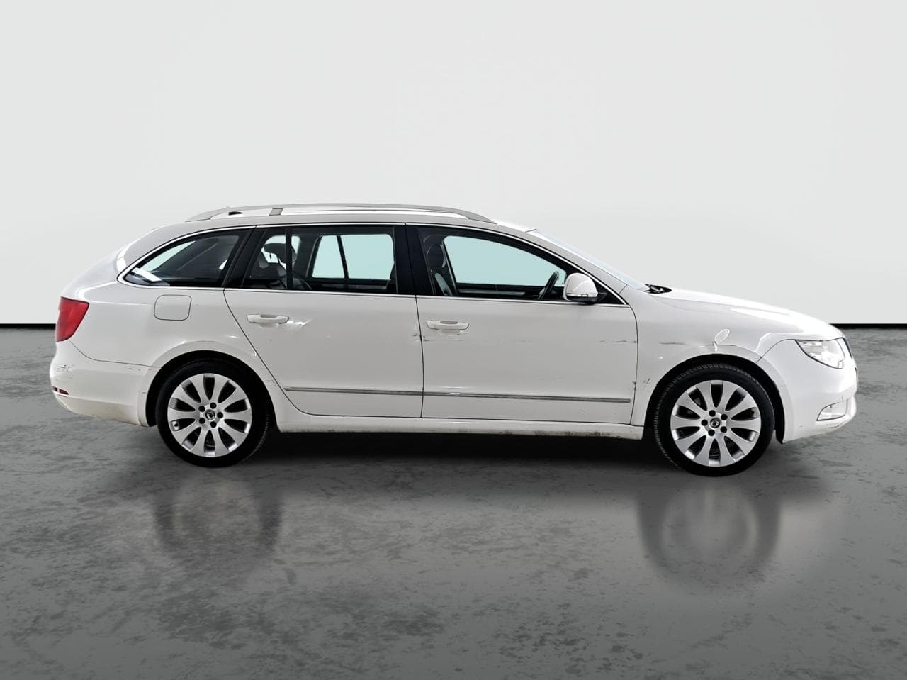 2012 Škoda SUPERB - 8