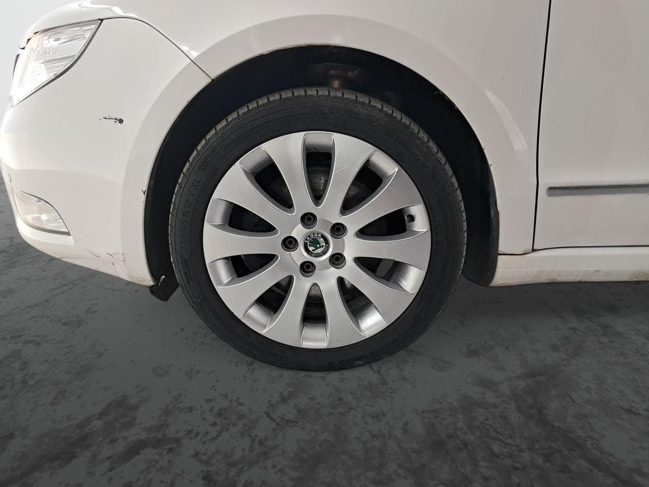 2012 Škoda SUPERB - 20