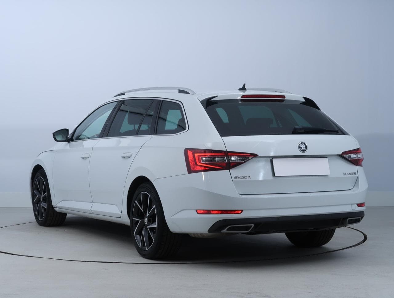 2017 Škoda SUPERB - 5