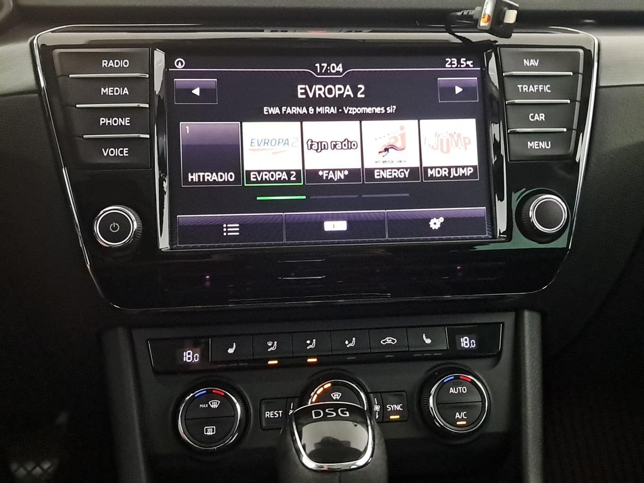 2016 Škoda SUPERB - 18