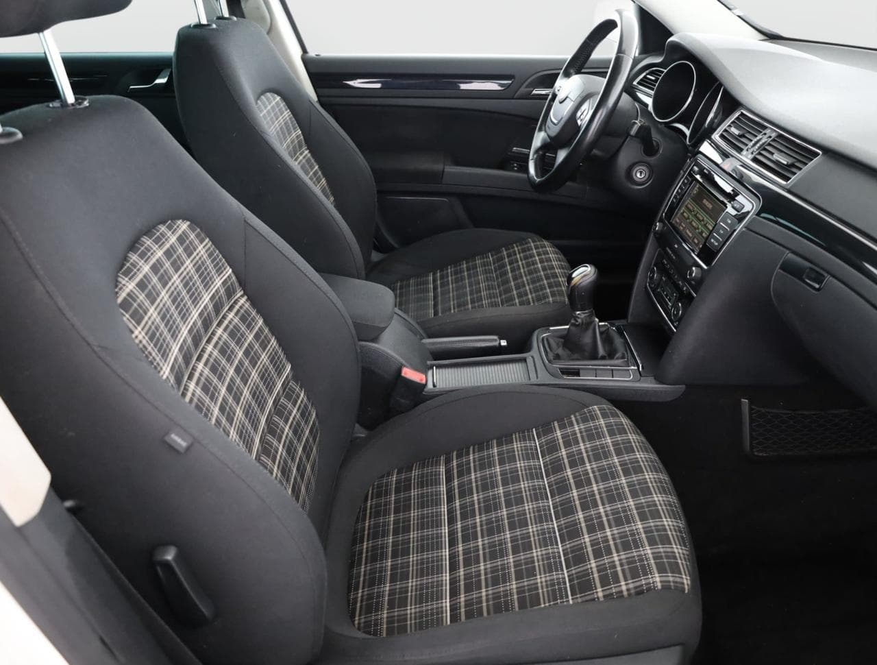 2012 Škoda SUPERB - 10
