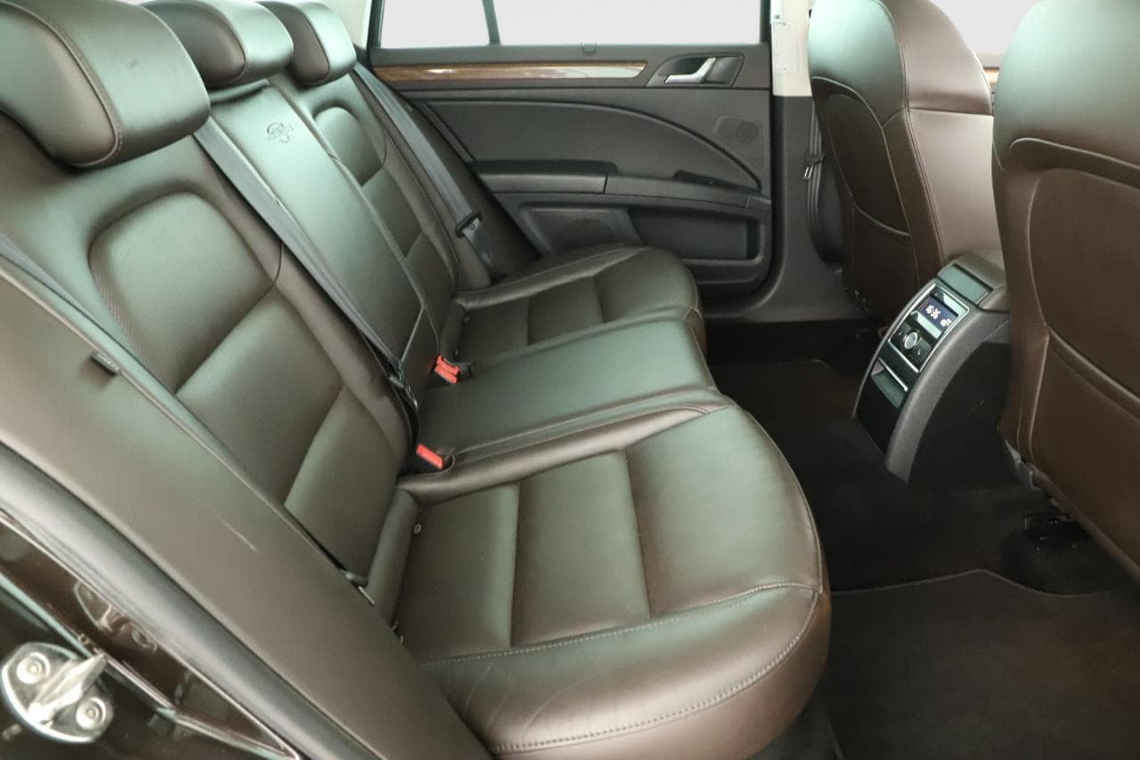 2013 Škoda SUPERB - 11
