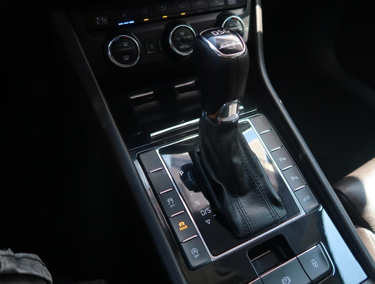 2016 Škoda SUPERB - 19