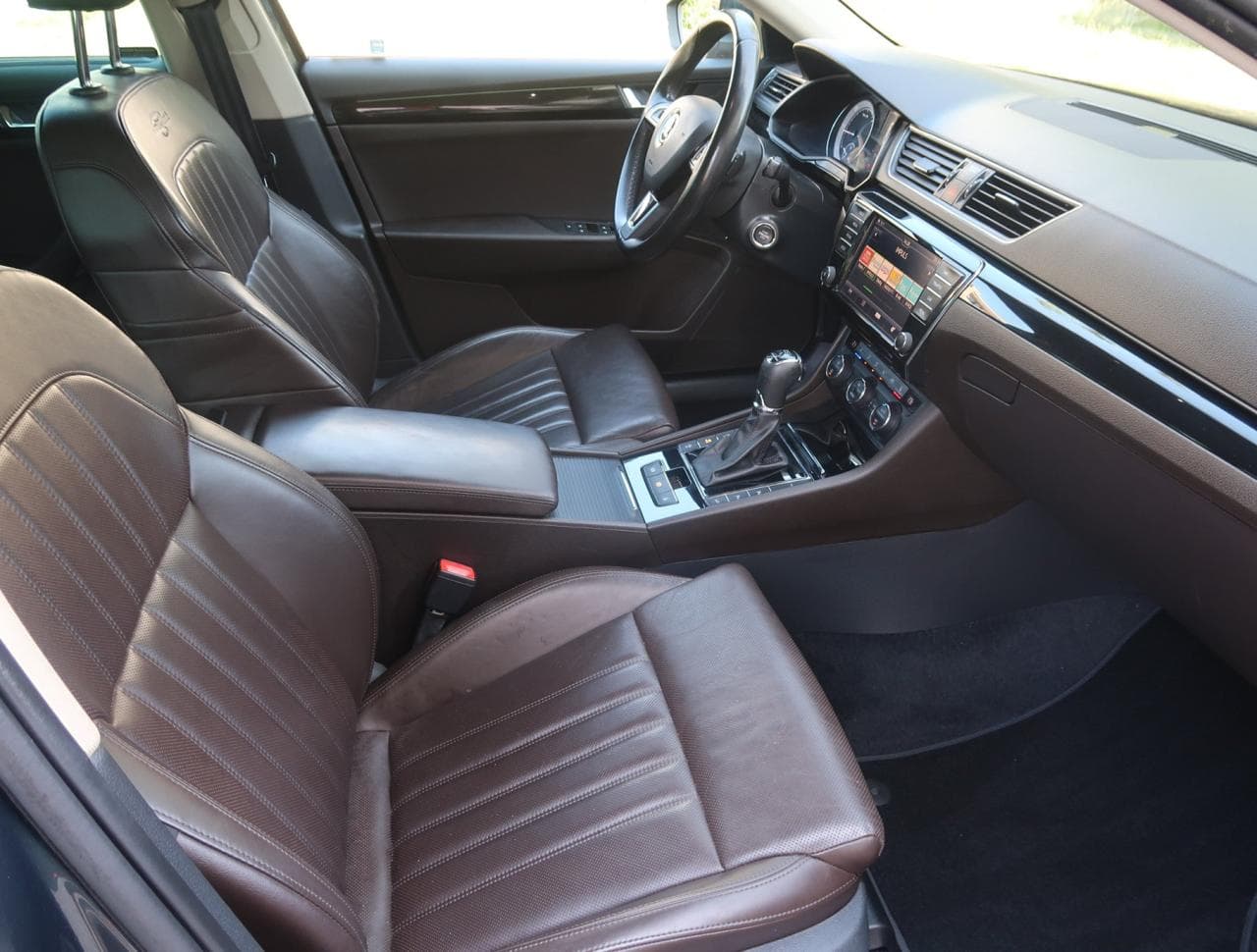 2016 Škoda SUPERB - 12