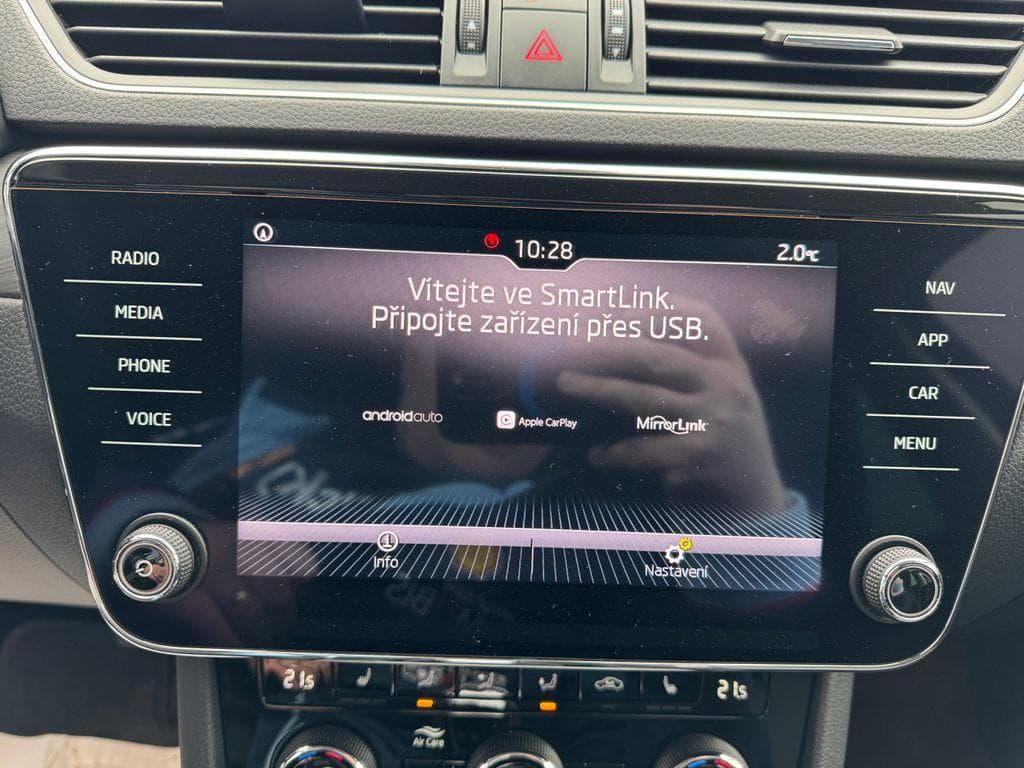 2019 Škoda Superb - 16