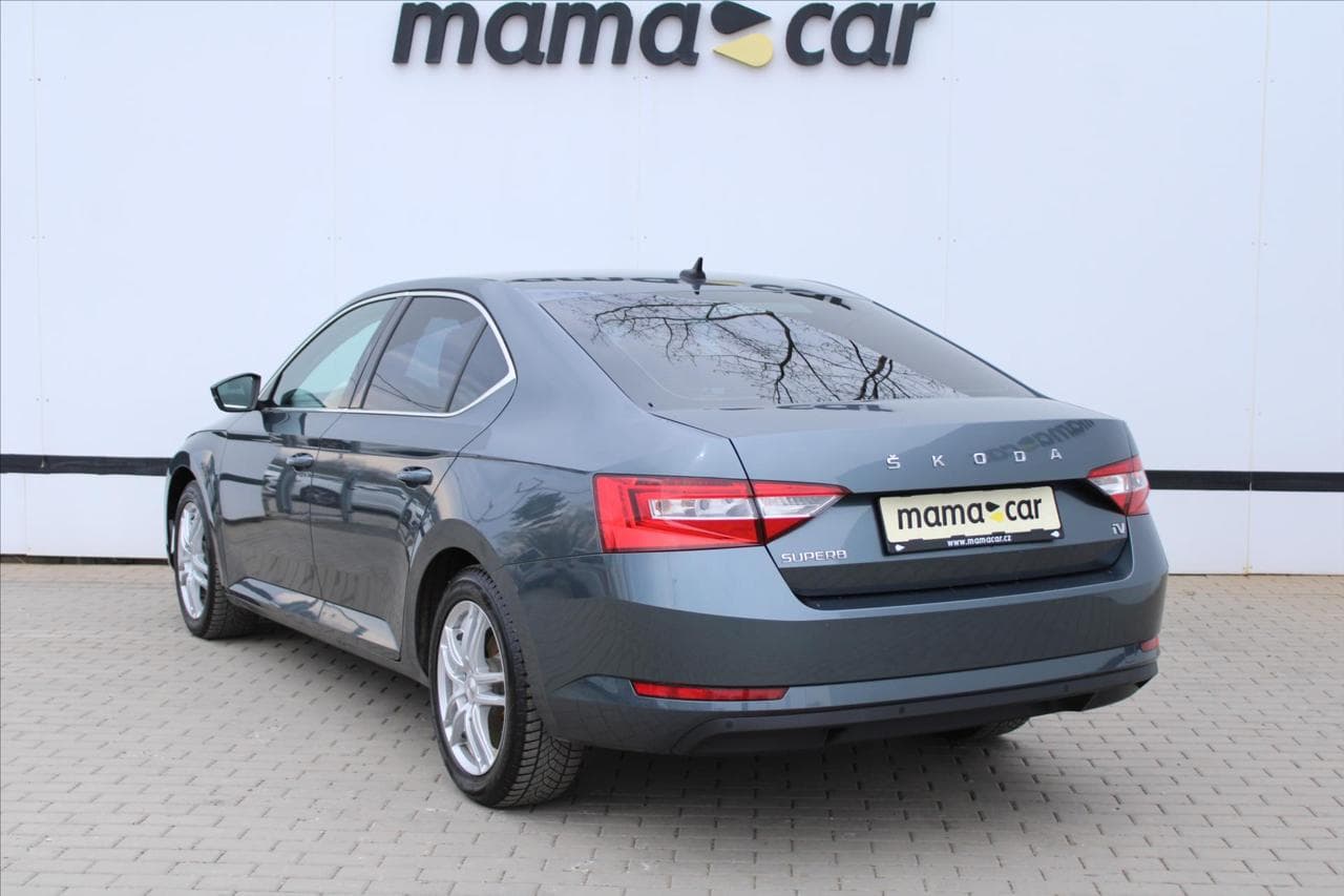 2020 Škoda Superb - 5
