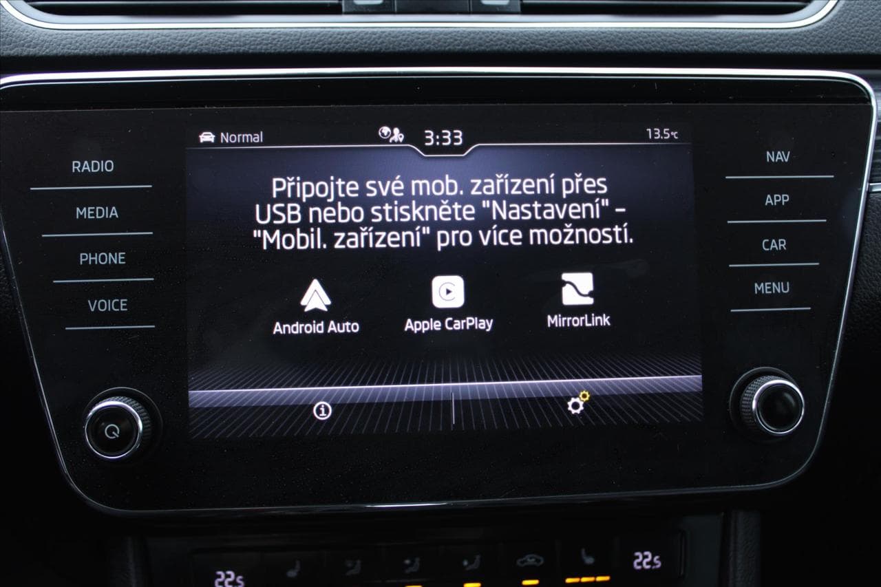 2020 Škoda Superb - 20