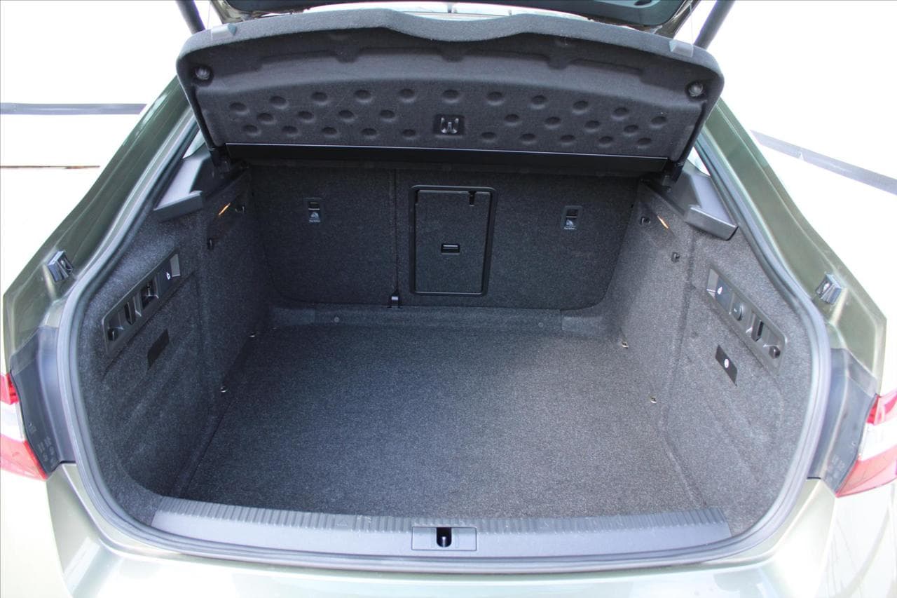 2017 Škoda Superb - 12