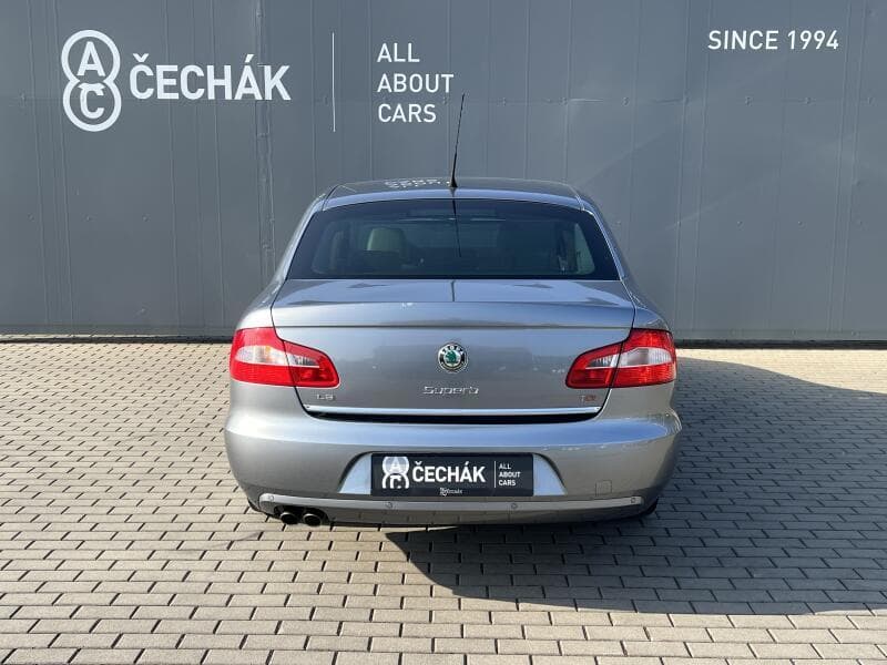 2009 Škoda SUPERB - 6