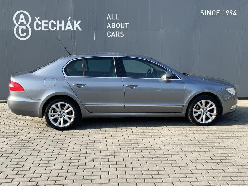 2009 Škoda SUPERB - 4