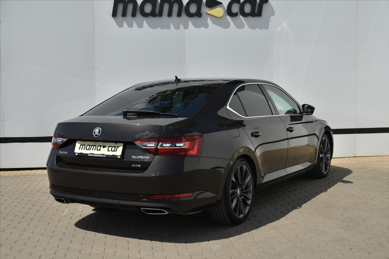 2016 Škoda SUPERB - 7