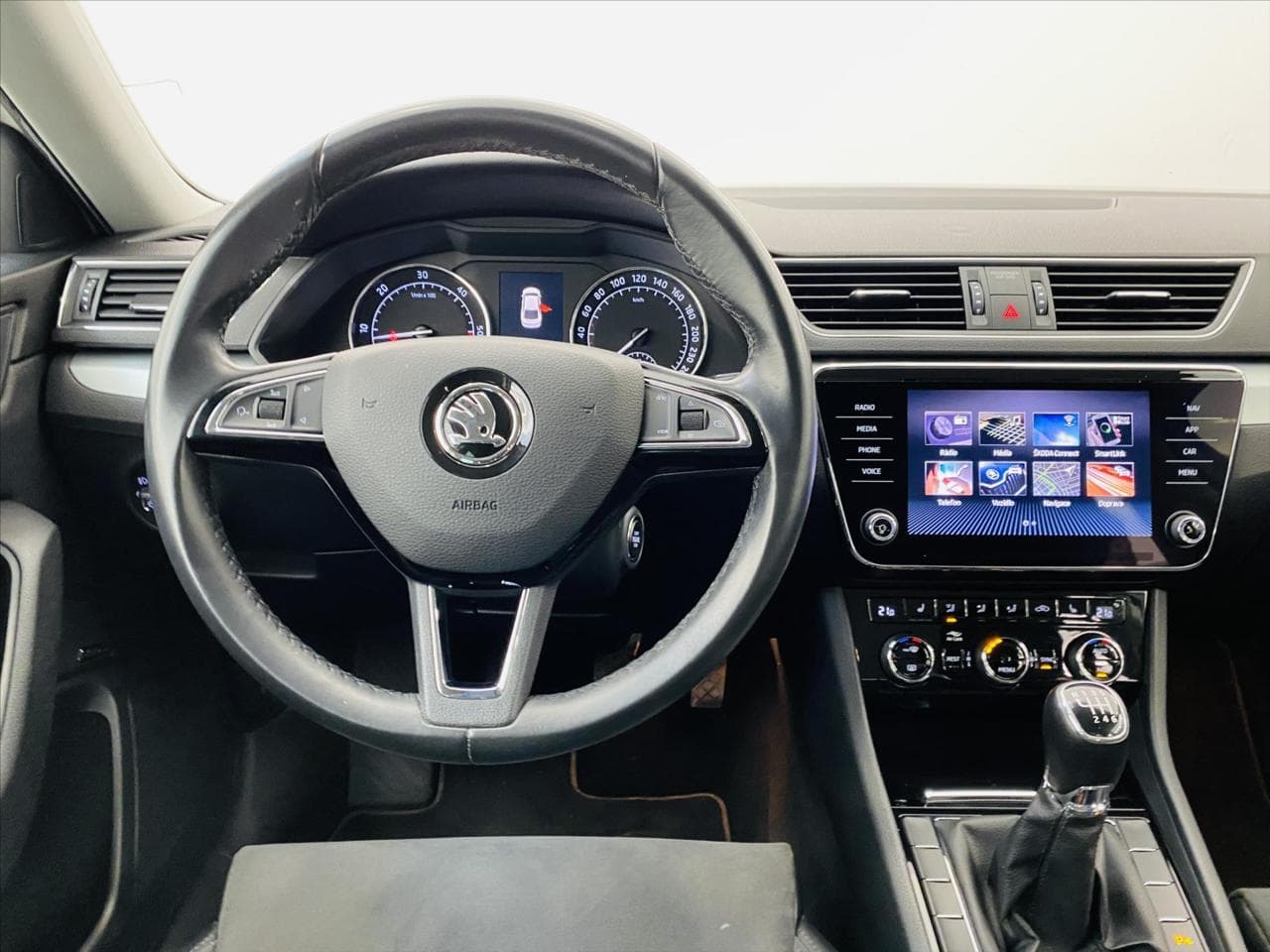 2019 Škoda SUPERB - 10