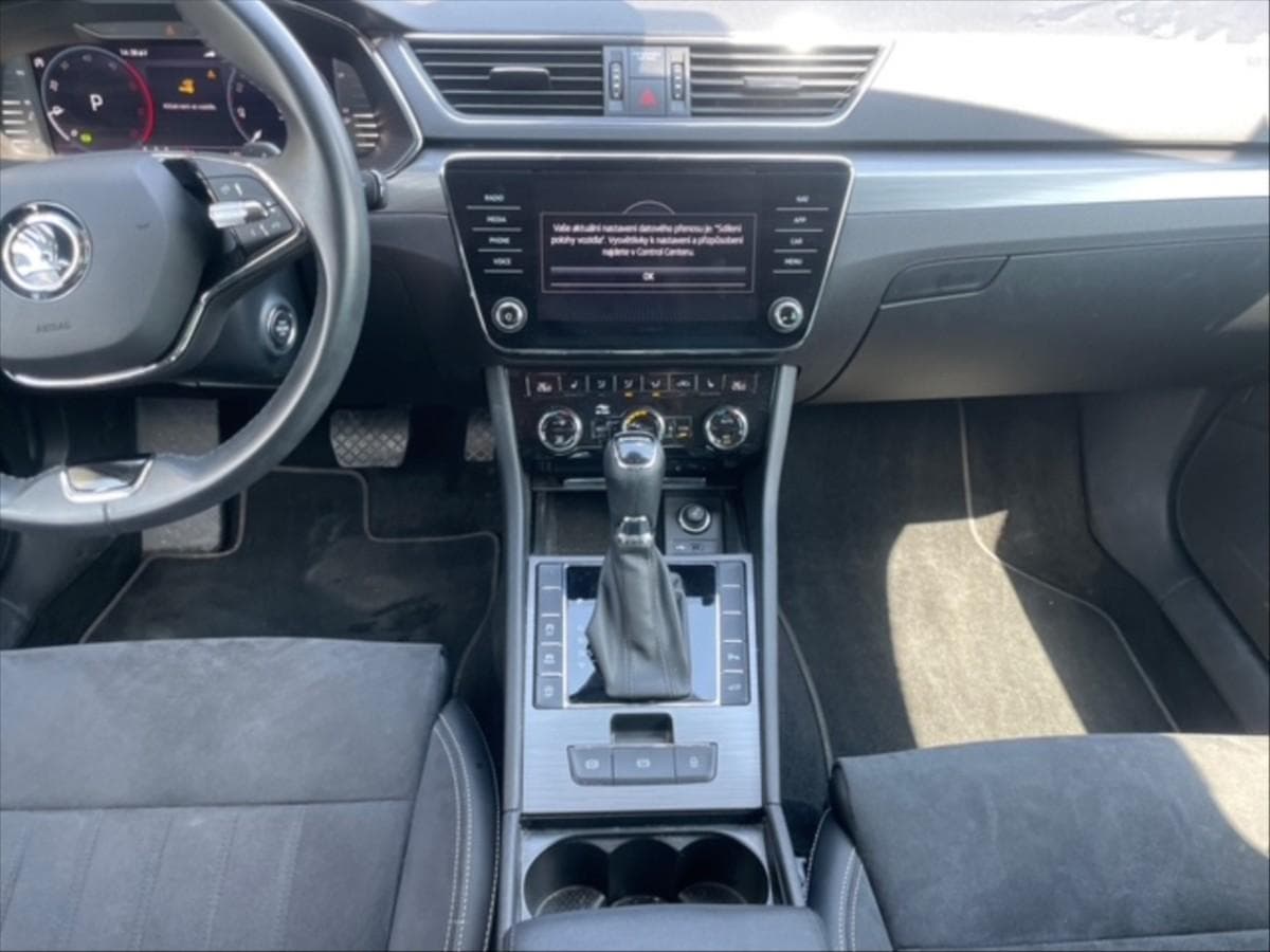 2022 Škoda SUPERB - 10