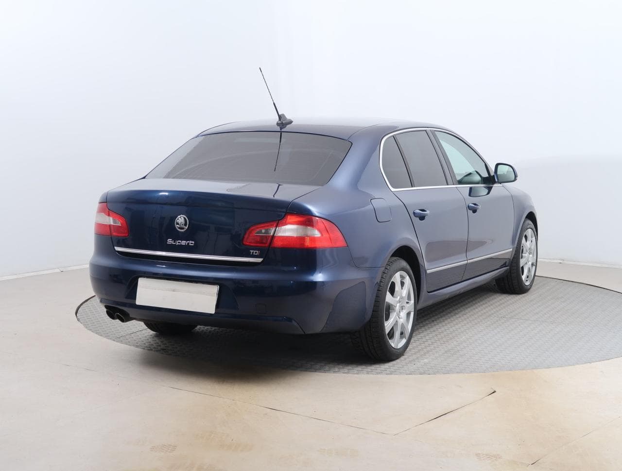2009 Škoda SUPERB - 7