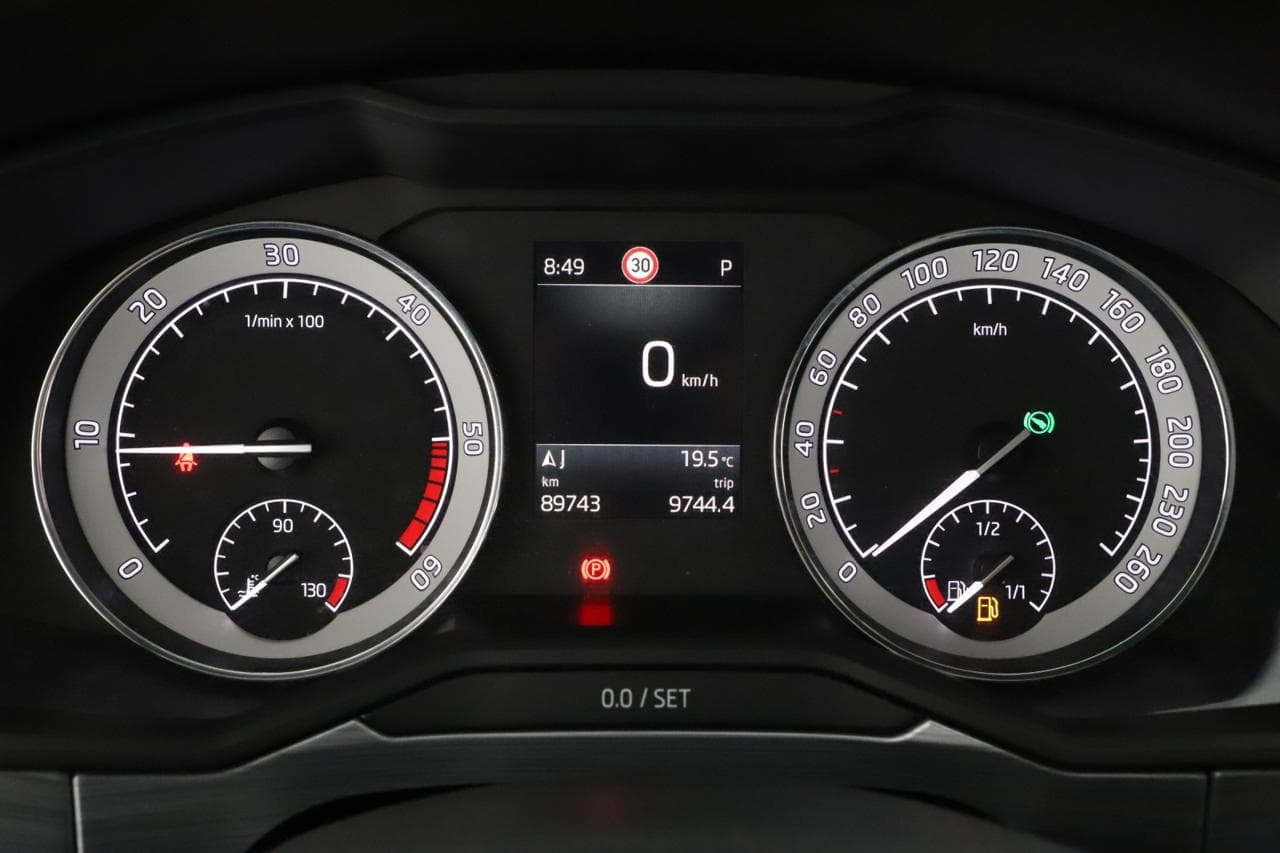 2020 Škoda SUPERB - 15